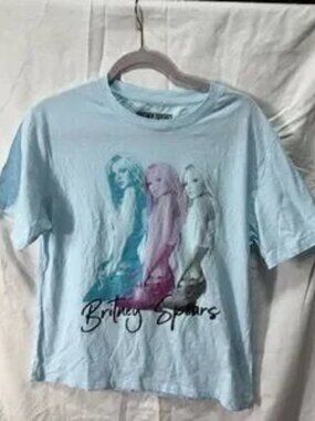 Light Blue Graphic Tee Size XS🎈